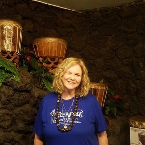 Meet your Posher, Roxanne